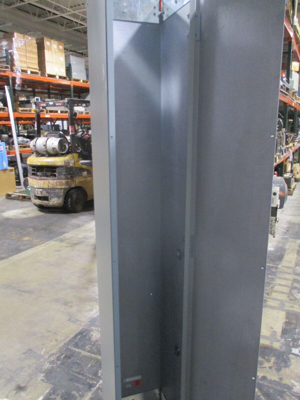 AMP Wireway Size: 10" x 10" Length: 75" *No Cover Screws* Used