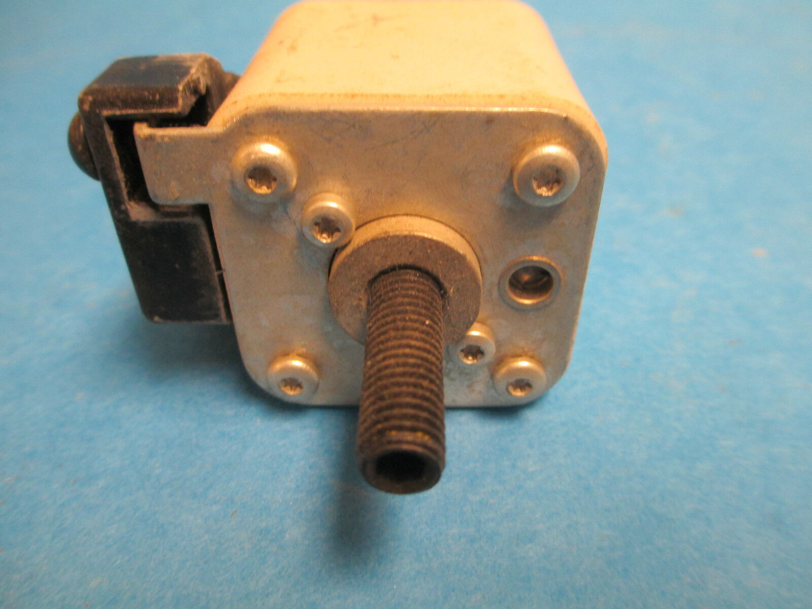 Bussmann Fuse 170M3469 400A 700V Used