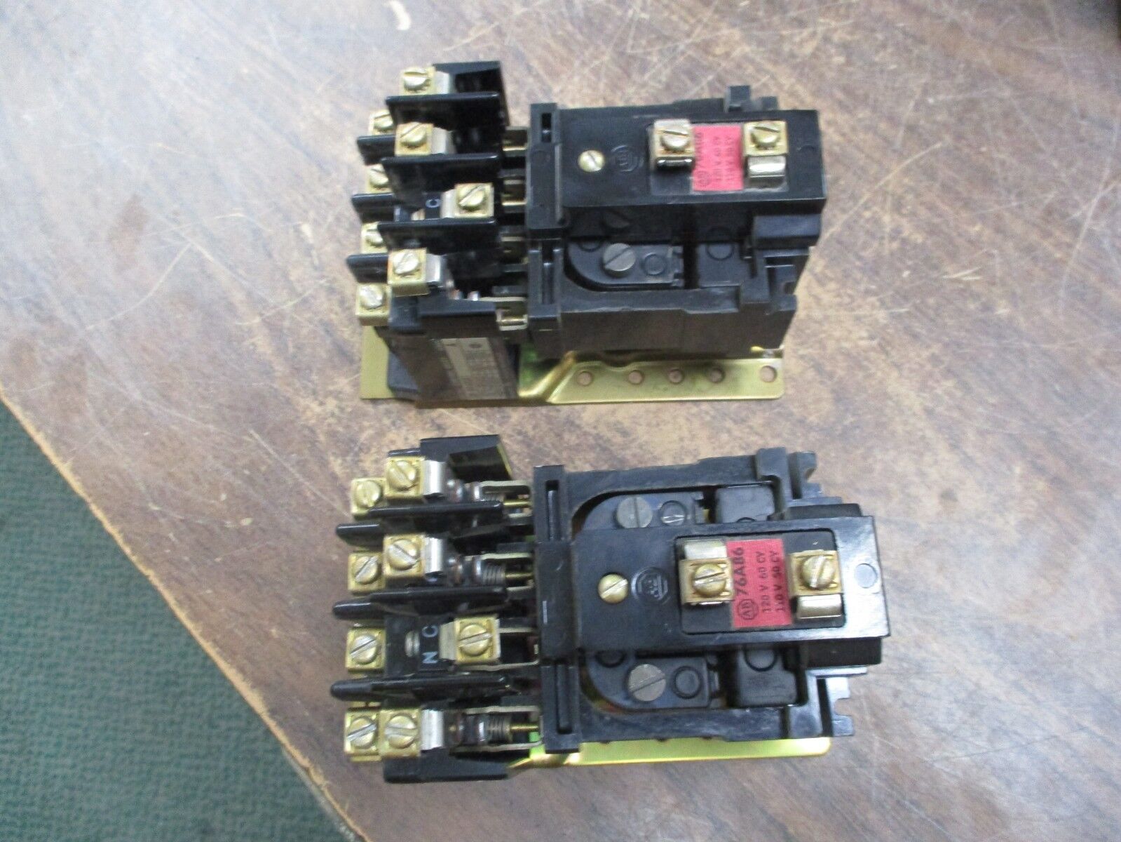Allen-Bradley Control Relay 700-BR400A1 120V Coil 600V *Lot of 2* Used