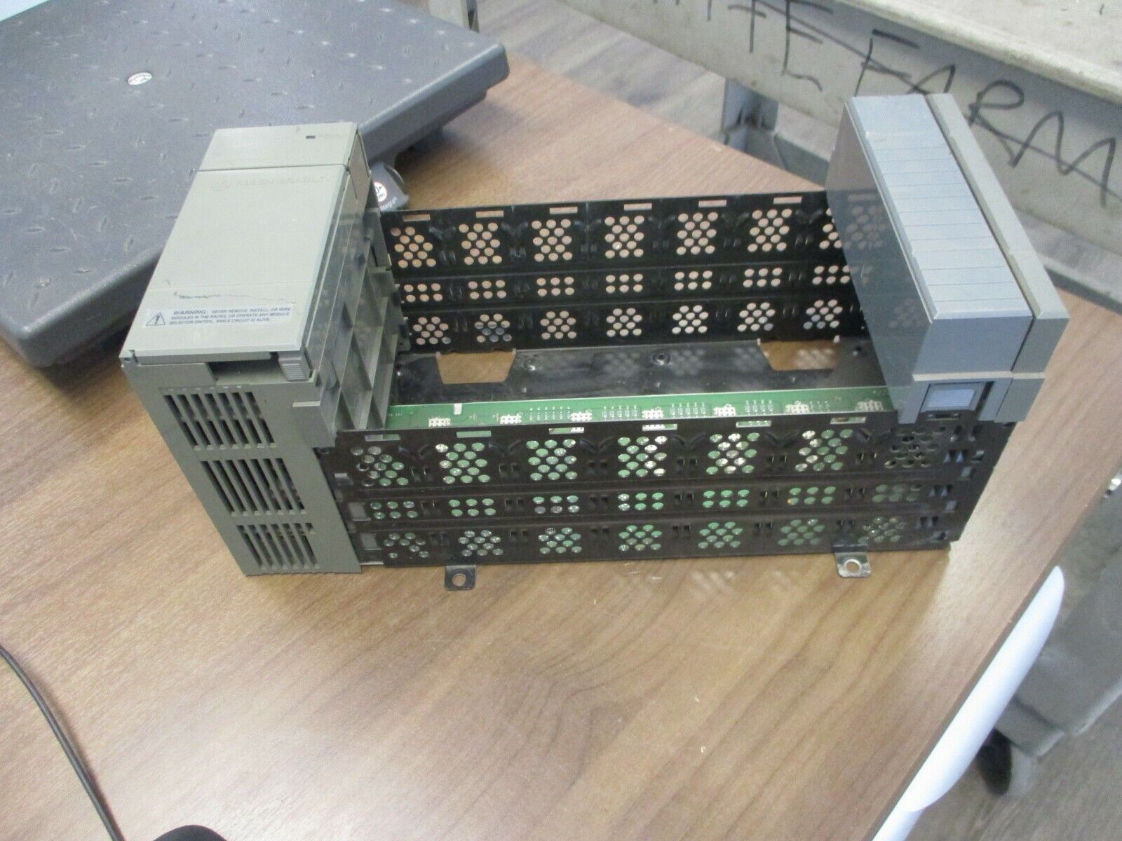 Allen-Bradley SLC 500 PLC Rack w/ Power Supply 1746-A7 / 1746-P1 7-Slot Used