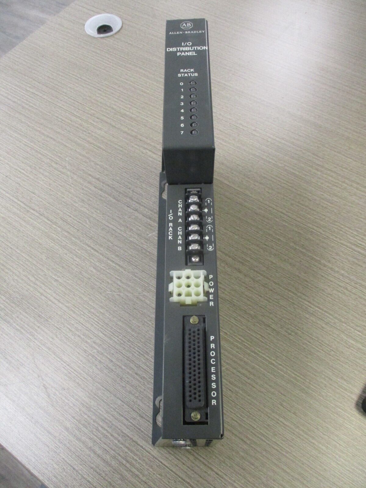 ALlen-Bradley Remote I/O Scanner Distribution Panel 1772-SD2 Ser. A Used.