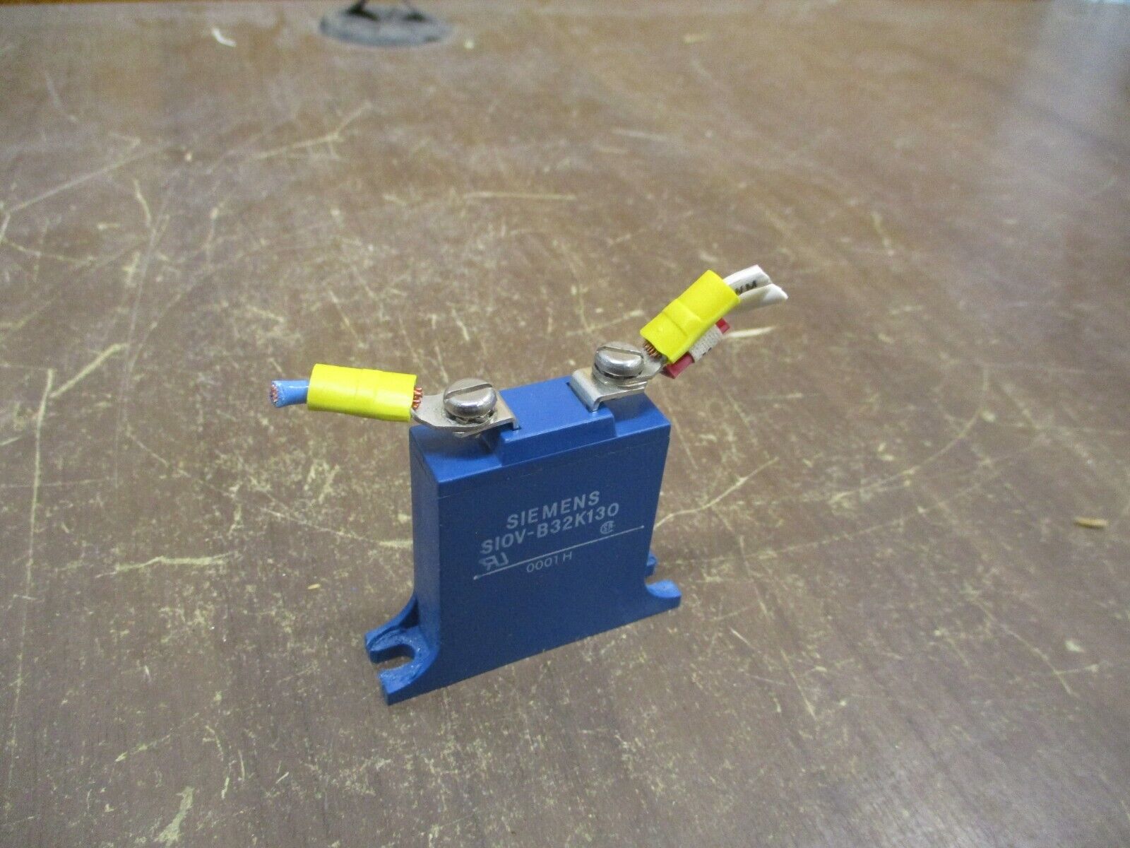 Siemens Varistor SI0V-B32K130 Used