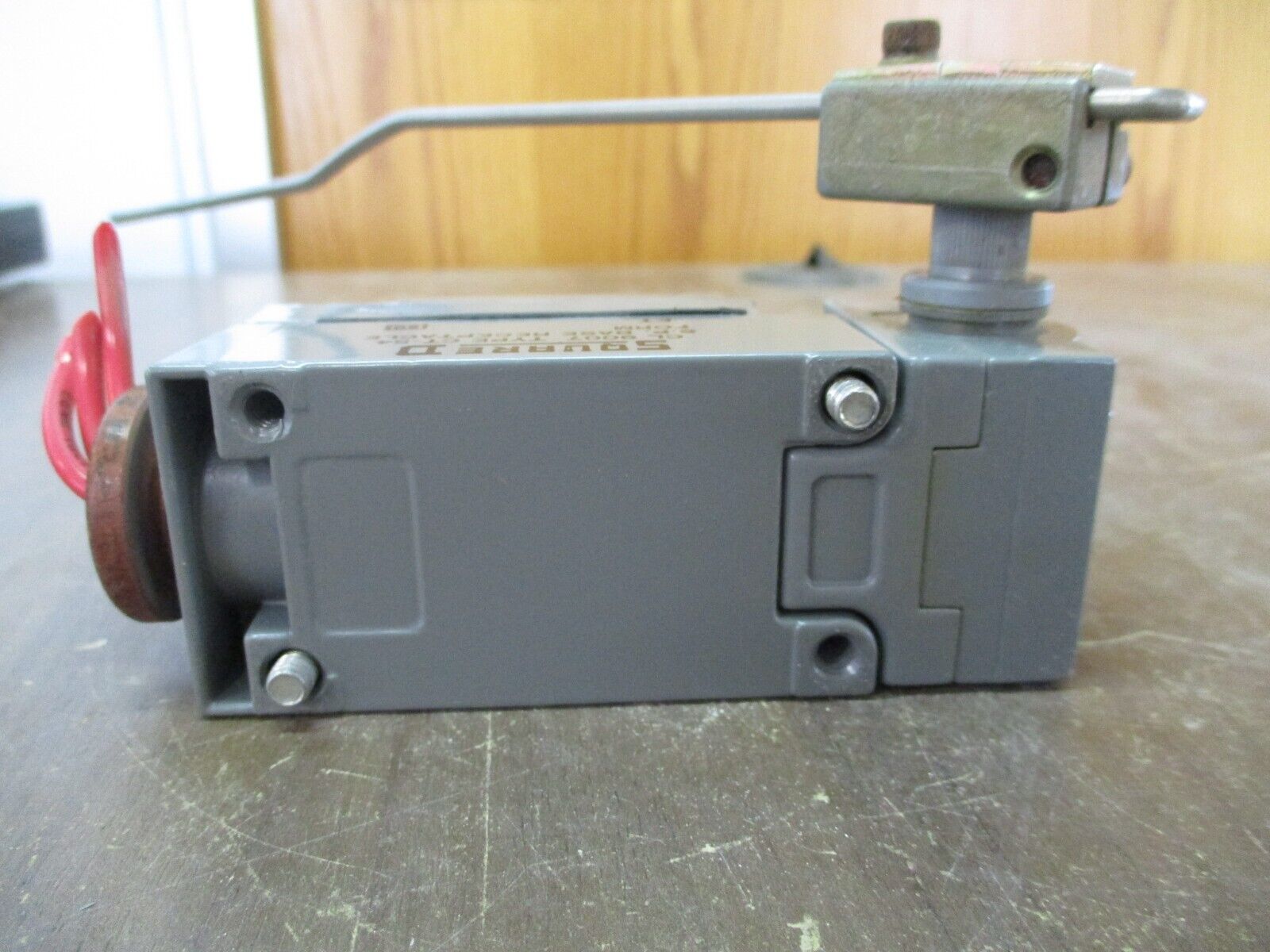 Square D Limit Switch 9007 C54B2 Ser. A Type 6P Used