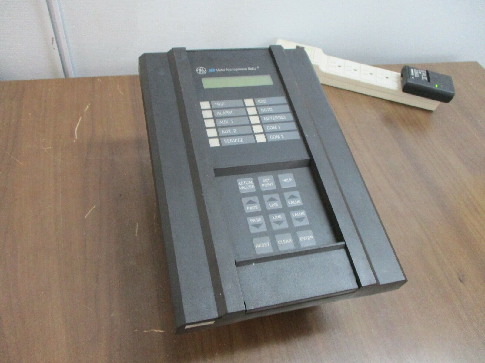 GE 369 Motor Management Relay 369-HI-R-M-F-E-H F/W: S3CMB250.000 50-300VDC Used