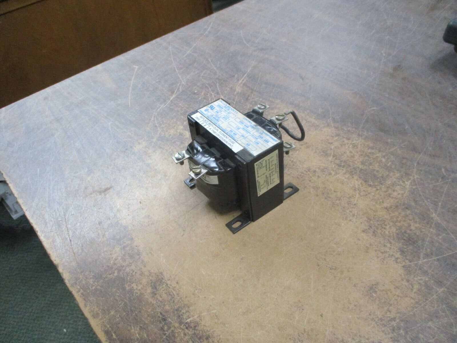 Allen-Bradley Type SN Control Transformer 25634-141-01 0.075KVA Pri: 240/480V