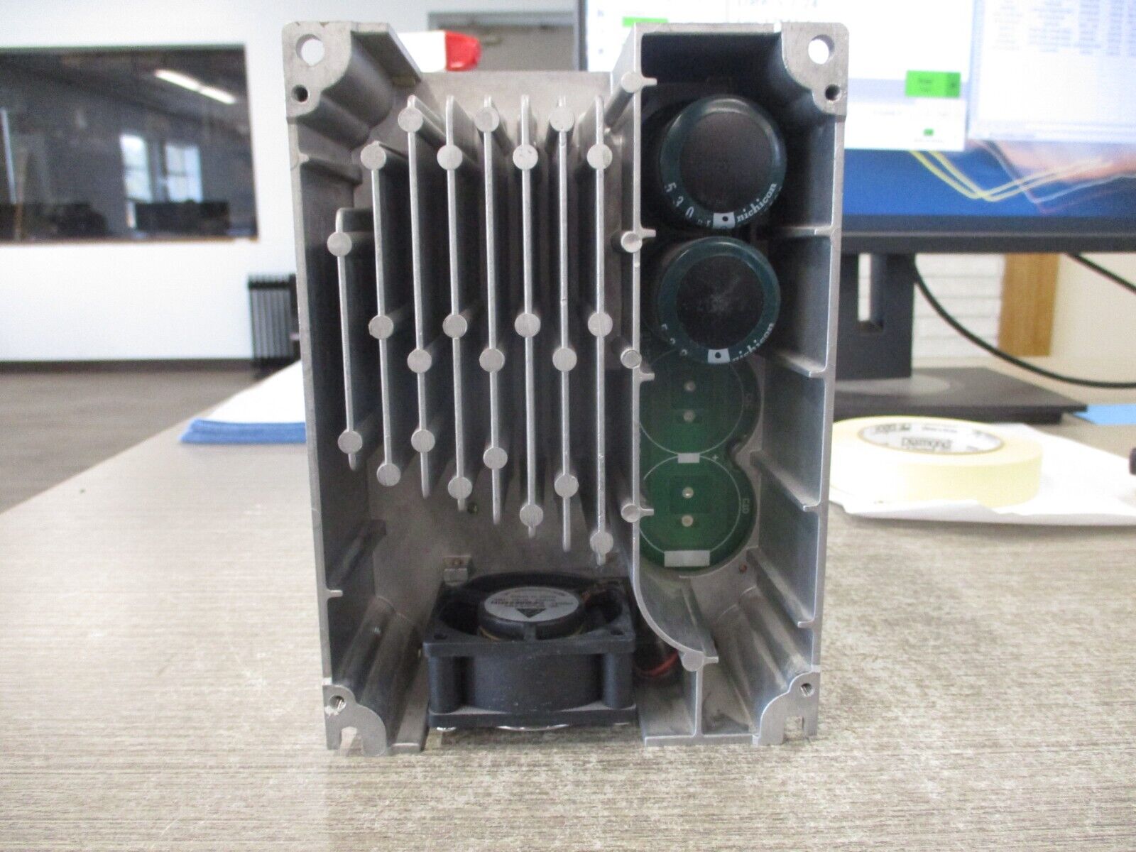 Toshiba AC Drive VFS7-2022UP 3HP 3Ph Input: Output: Used