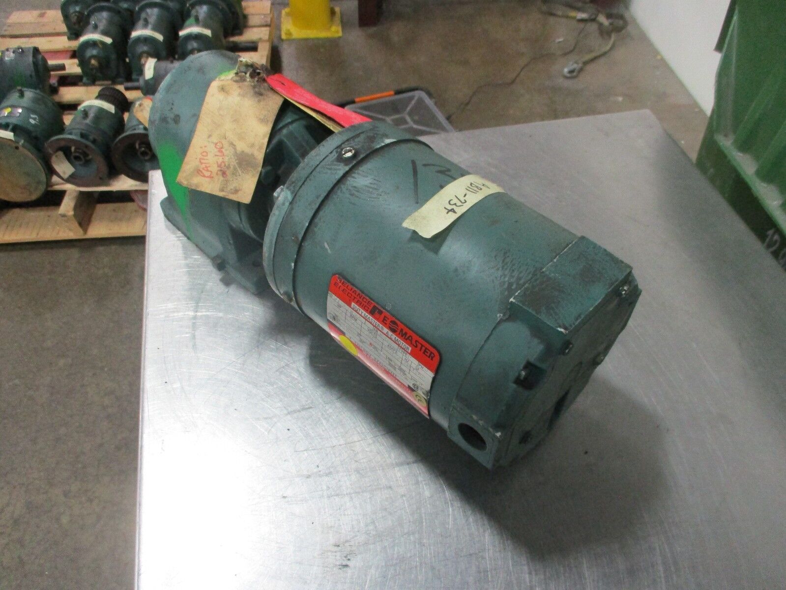 Reliance Duty Master AC Motor w/ Gear B79B3132M-XZ 1/2HP 1800RPM 230/460V Used