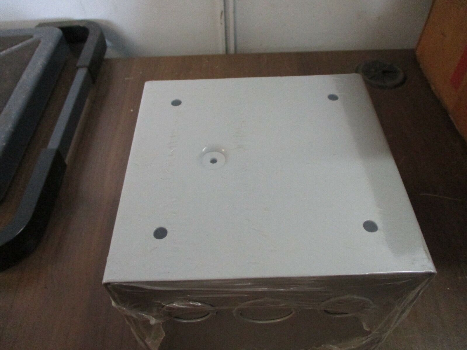 Milbank Screw Cover Enclosure 666-SC1 Size: 6x6x6" Type 1 *Box of 6* New Surplus