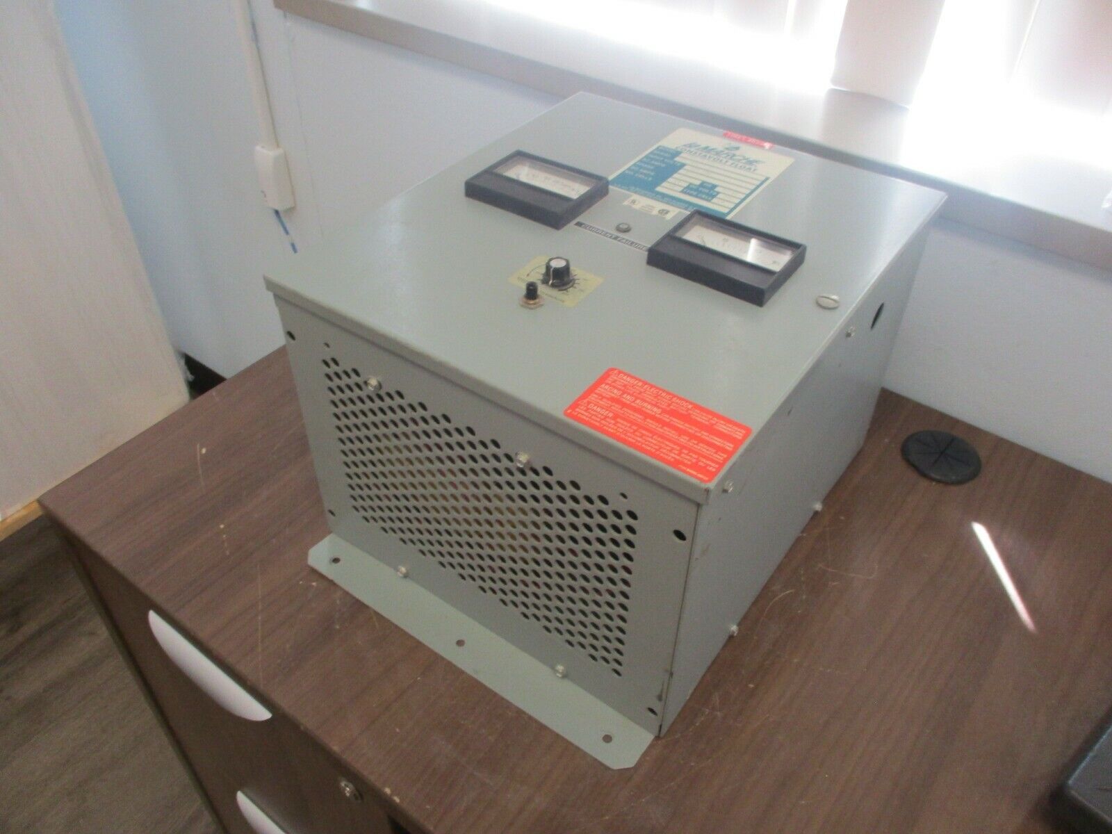 La Marche Constavolt Float Battery Charger A46-10-24V-A1 Used