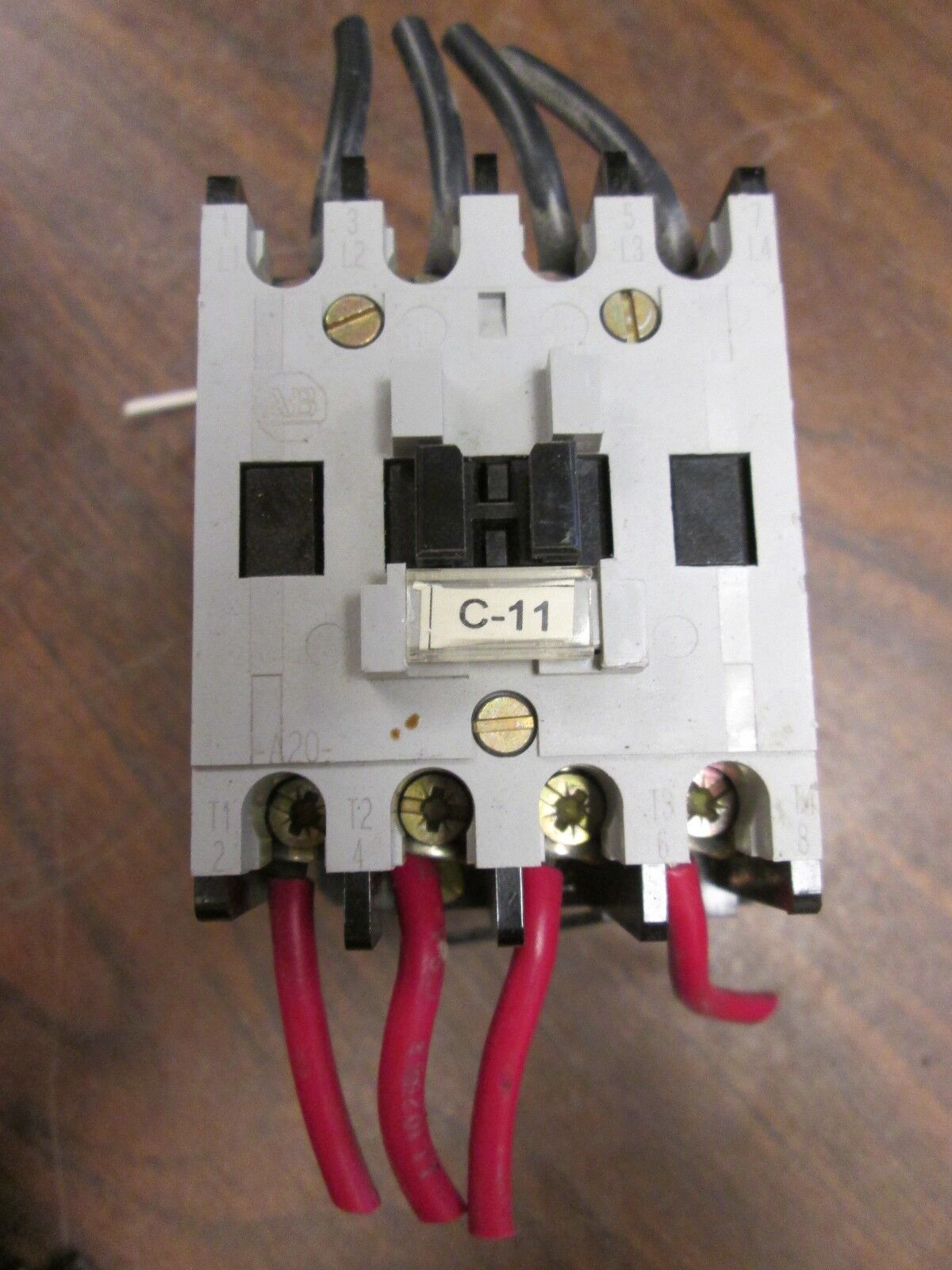 Allen-Bradley Contactor 100L-A20N*4 600V 30A 120V Coil 4P Used