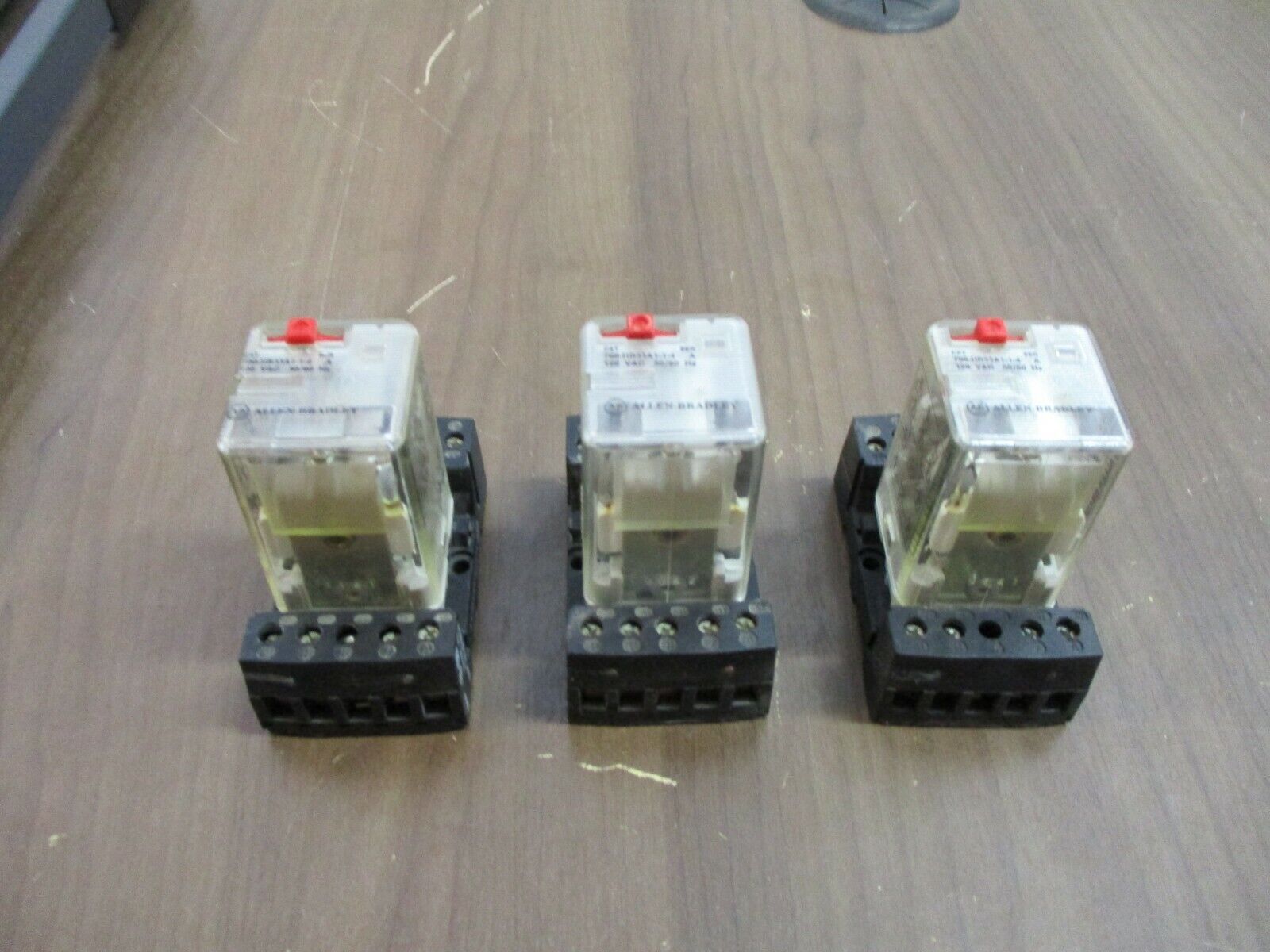 Allen-Bradley Relay 700-HB33A1-1-4 Ser. A 120V 50/60Hz w/Base *Lot of 3* Used