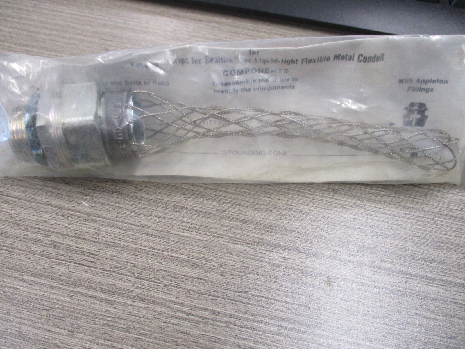 Hubbell Kellems Grip 074-09-3403 0.750 New Surplus