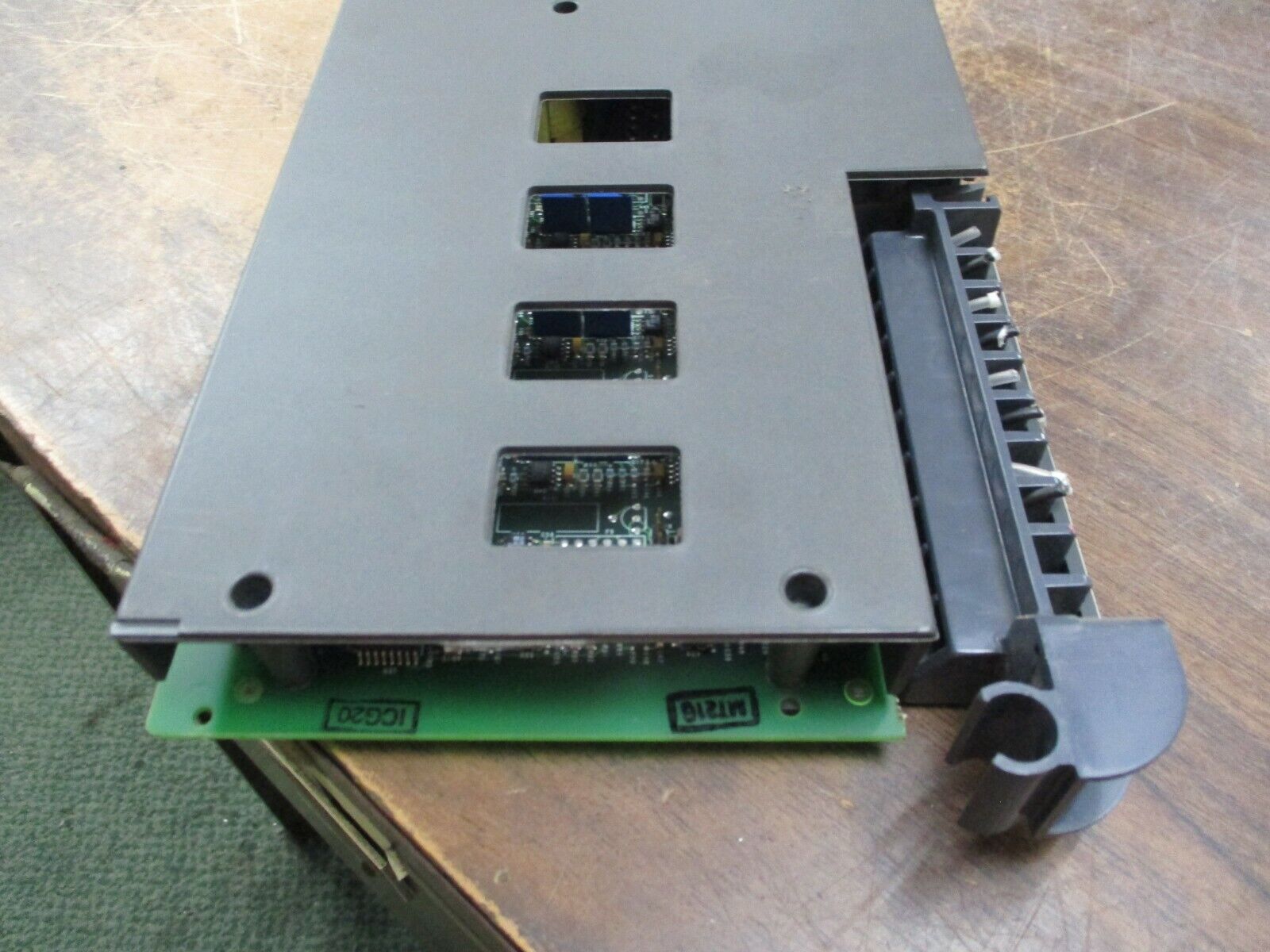 Allen-Bradley Analog Output Module 1771-OFE2/B Ser. B Rev. AB3 F/W Rev. B Used