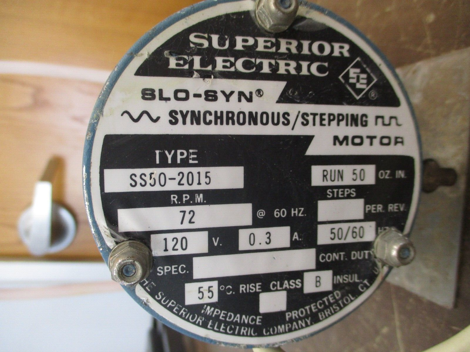 FMI Lab Pump QSY 120V 0.3A 50/60Hz 72 RPM Used