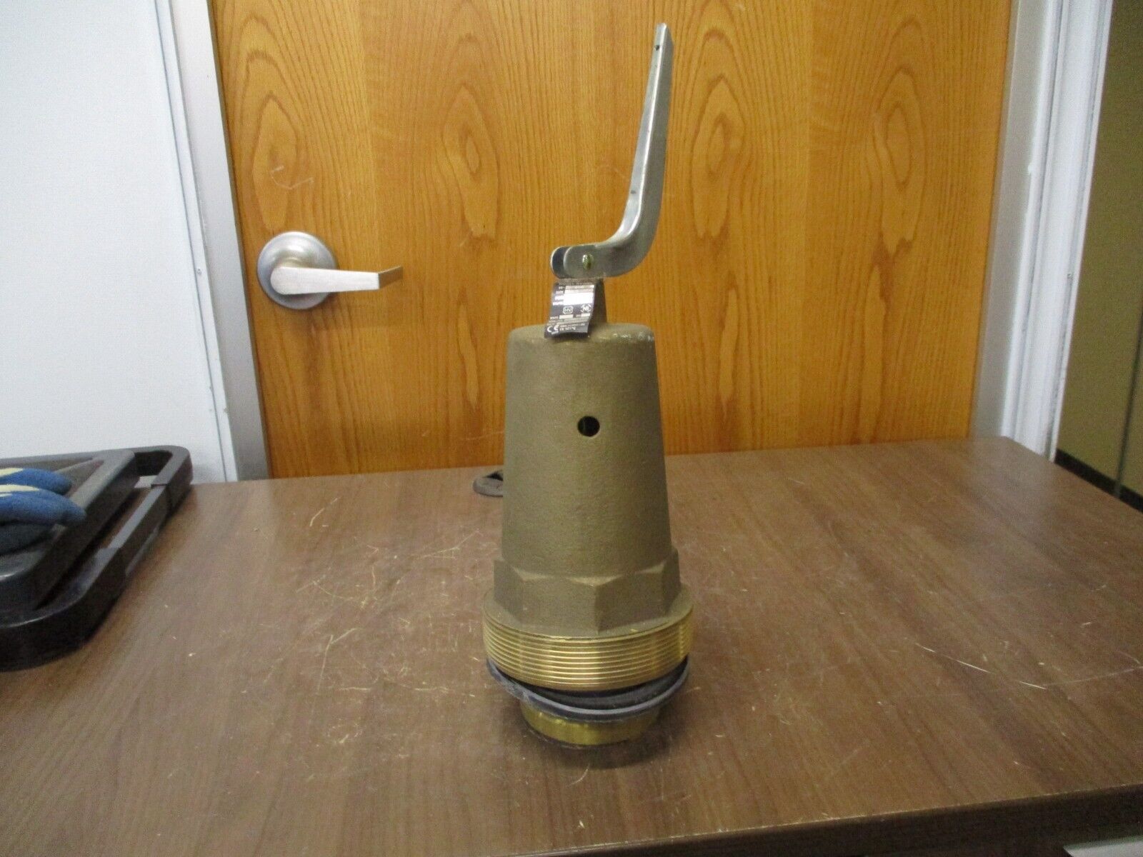 Apollo RVW60 Relief Valve 10-608 Size 2 30 PSIG 5,193,000 BTU/HR Used