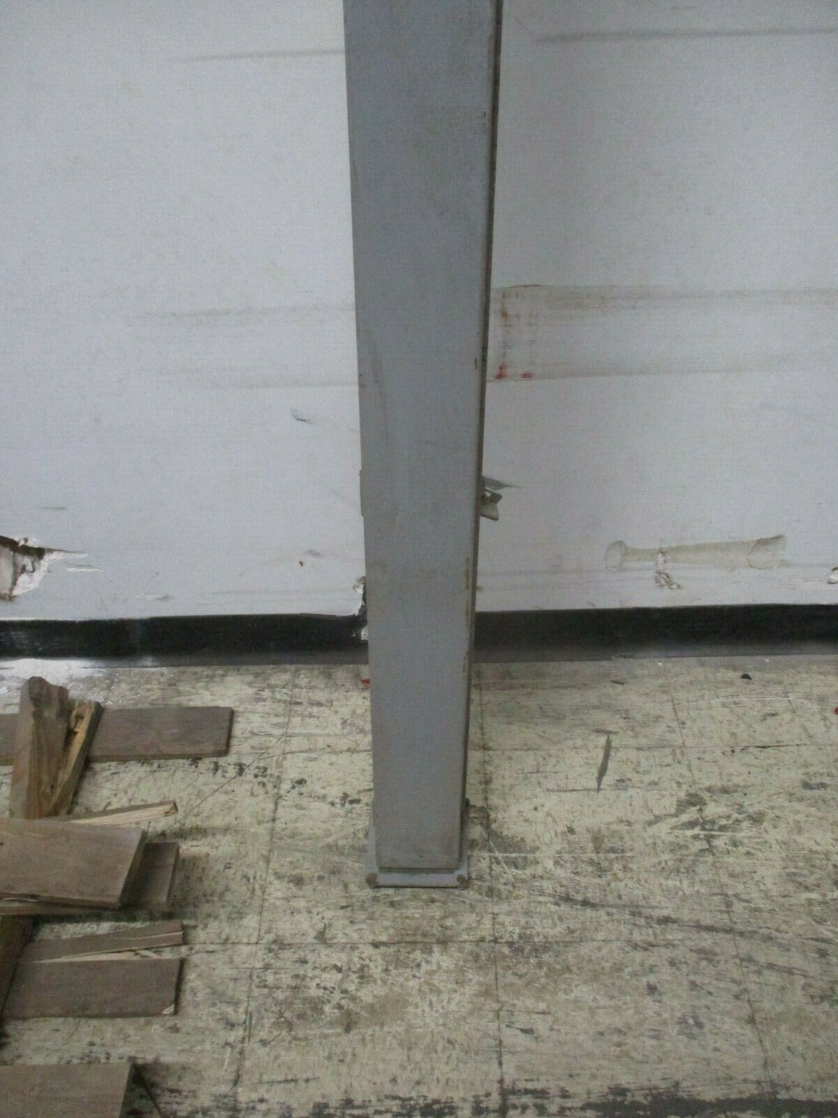 Hoffman Type 12 Wireway F44W120 Size: 4x4x120" Used