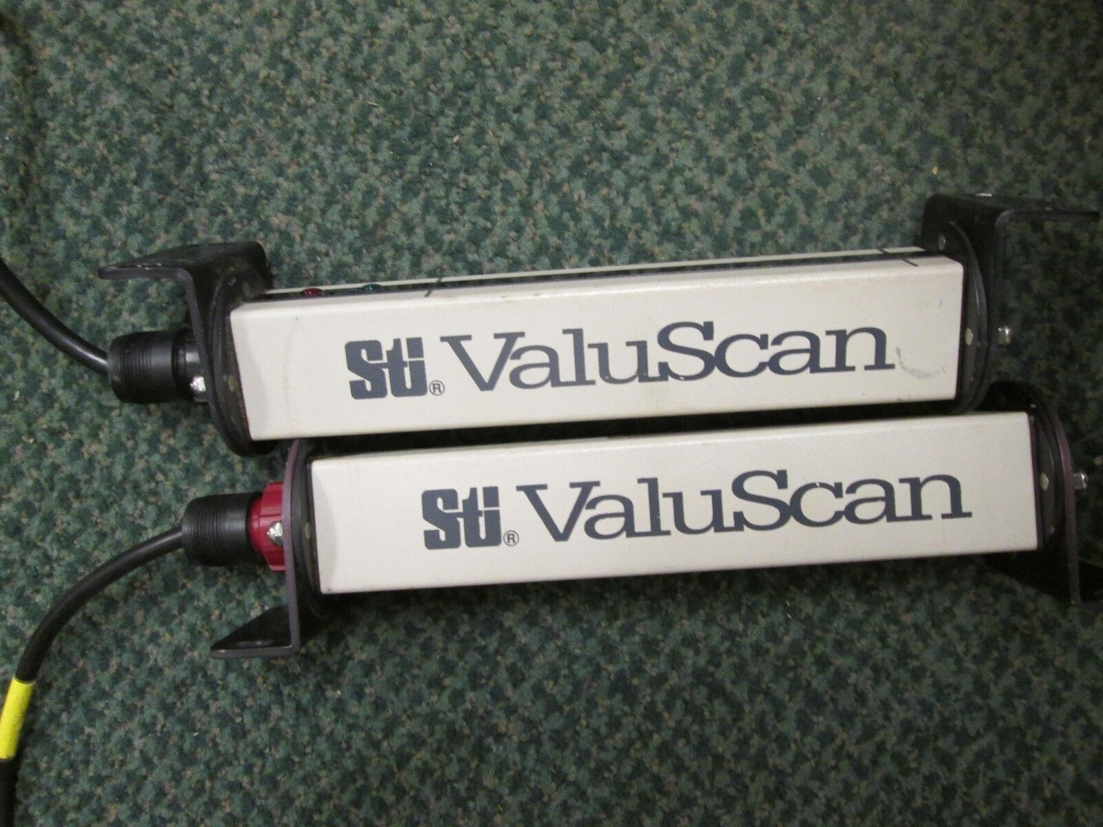 Valuscan Light Curtain VS6500-1 Series VS 6506-1 (2) 6" Receivers Used