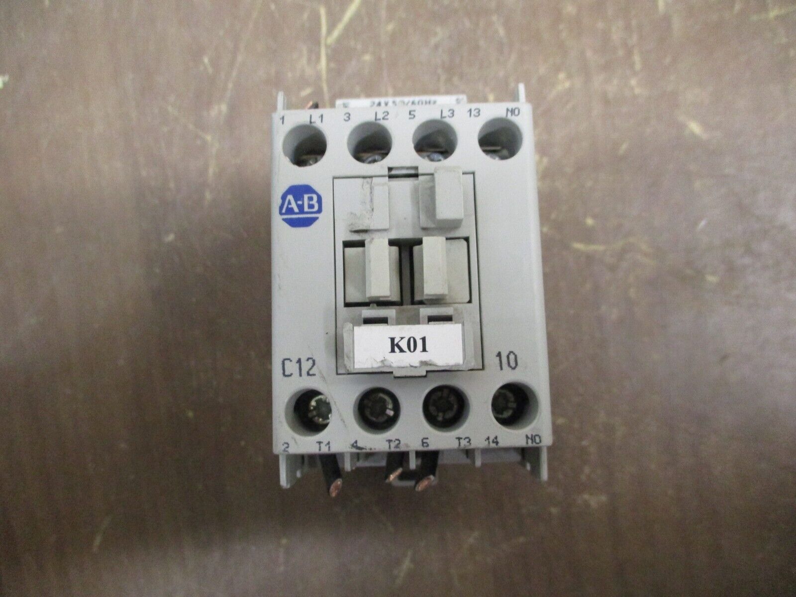 Allen-Bradley Contactor 100-C12*10 24V Coil 25A 600V *Damaged Top* Used