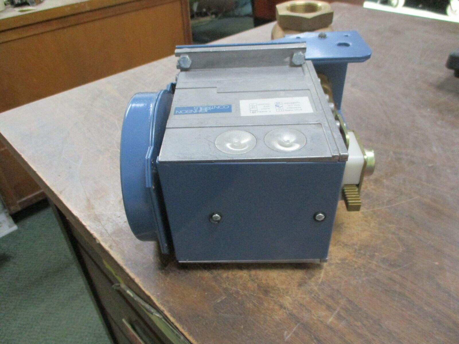Johnson Controls  Actuated Valve  VG7243RT+3DGGA0  *No Box*  New Surplus