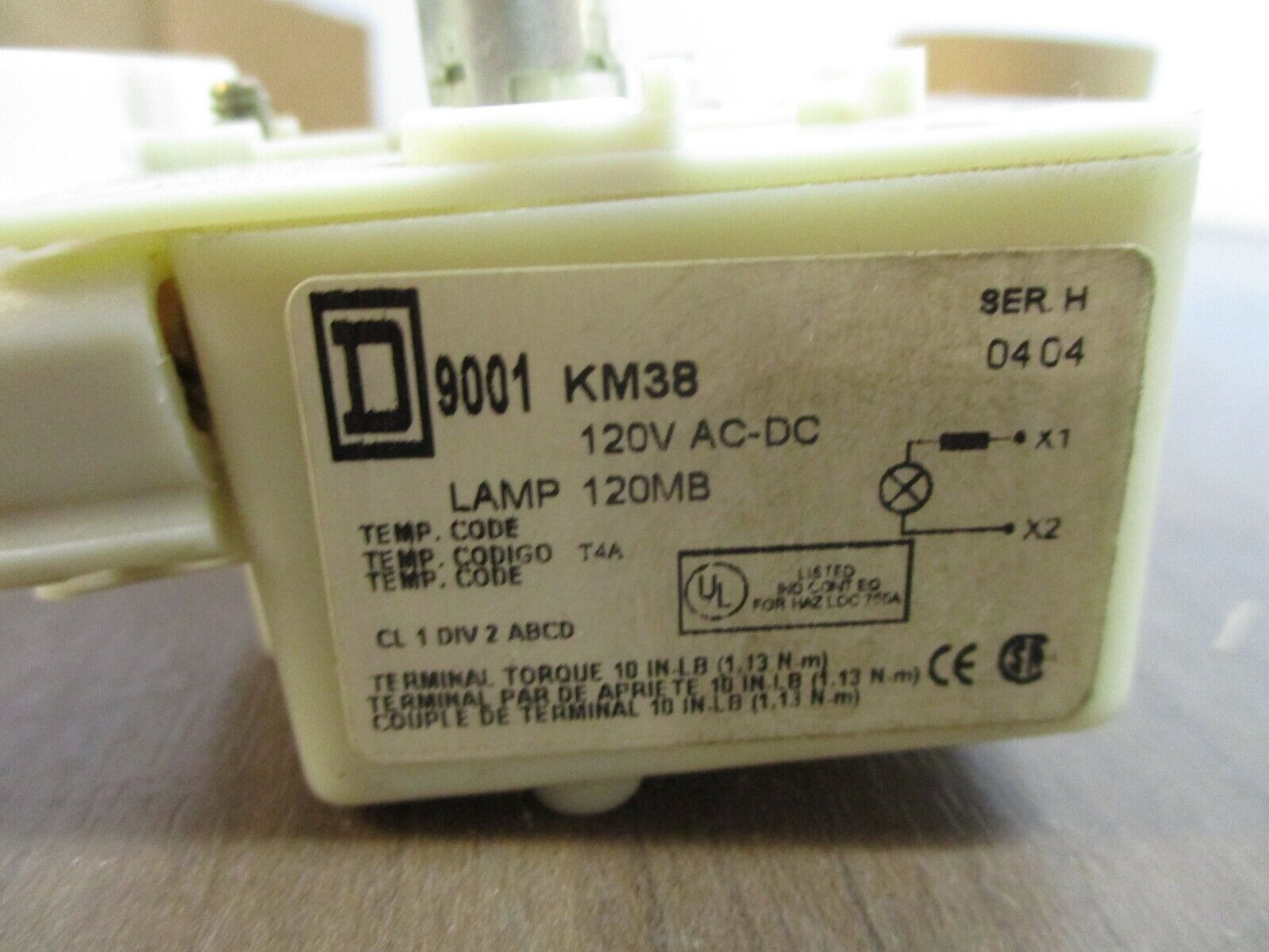 Square D Fingersafe Light Module 9001KM38 Ser. H New Surplus