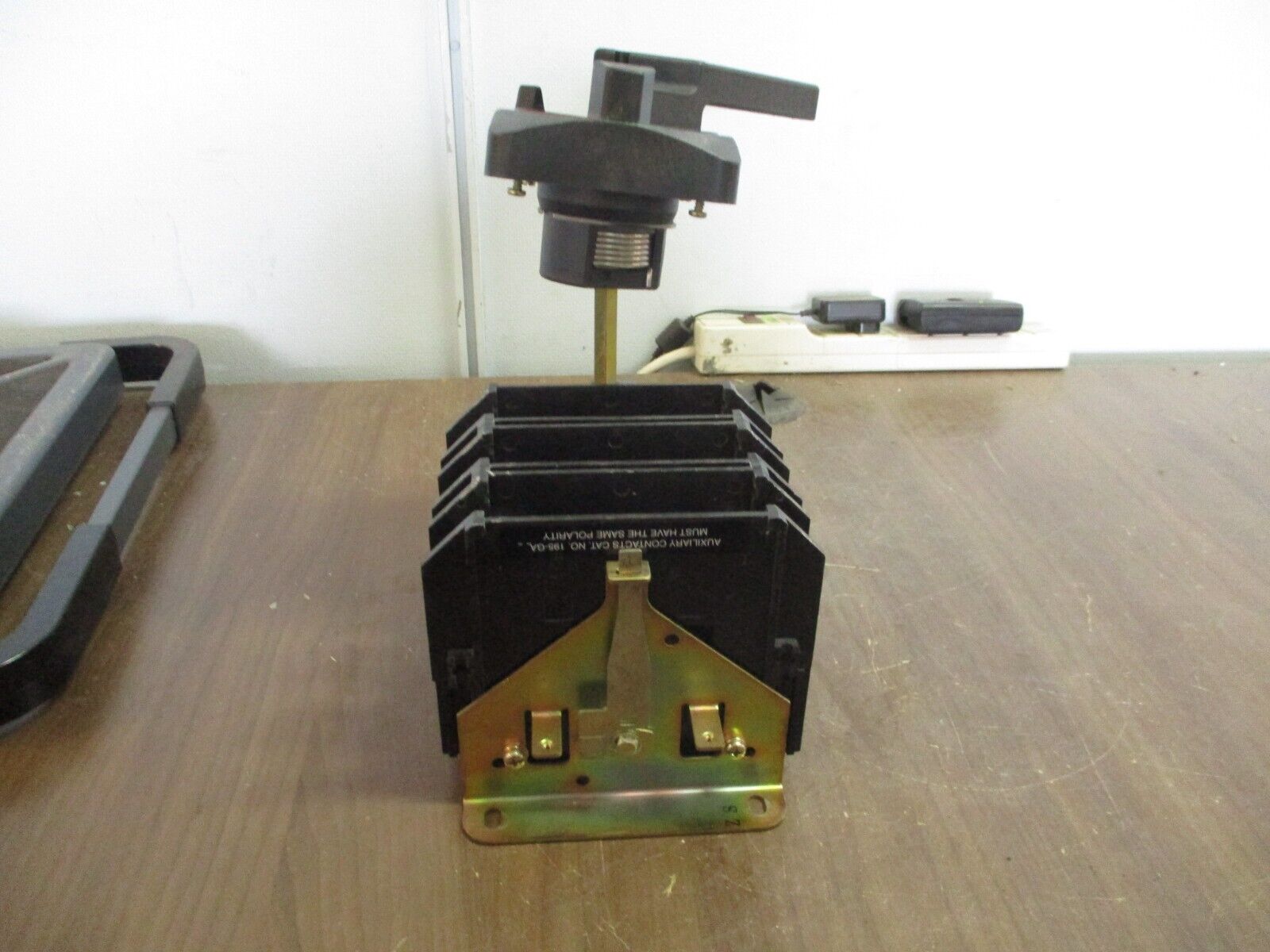 Allen-Bradley Fusible Disconnect Switch 194R-NJ100P3 Ser. B 100A 600V 3Ph Used