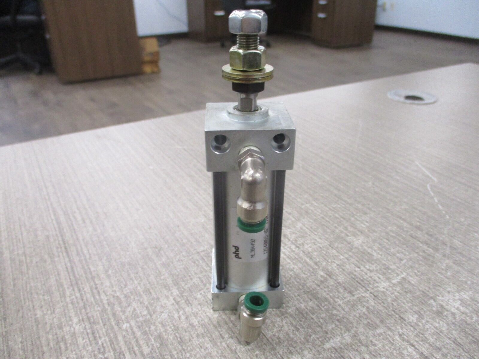phd Pneumatic Cylinder ML304492 Used