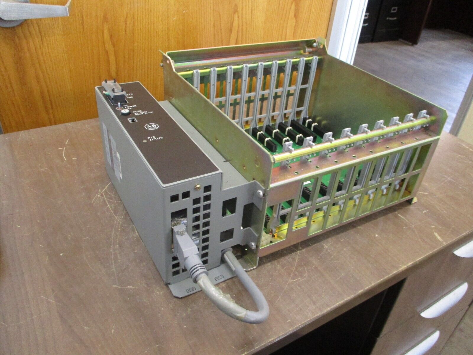 Allen-Bradley I/O Chassis w/ Power Supply 1771-A2B / 1771-P7 Ser. B 8-Slot Used