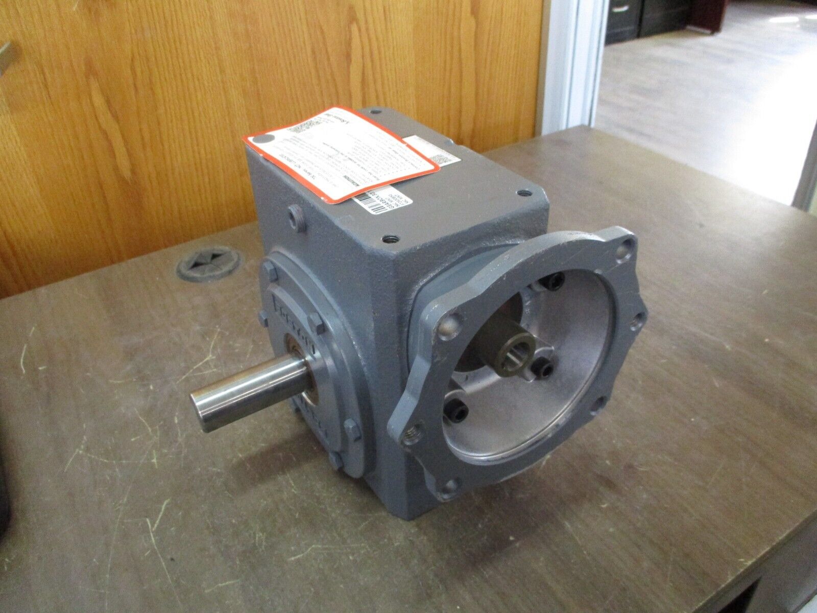 Boston Gear Reducer F726-30-B5-G Ratio 30:1 1.68HP 1521 LB-In Torque Out