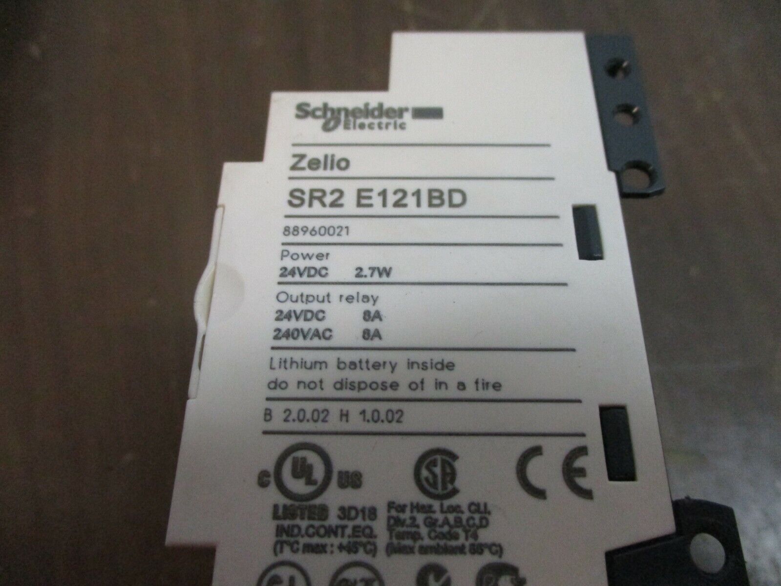 Schneider Electric Compact Smart Relay SR2 E121BD 24VDC Used