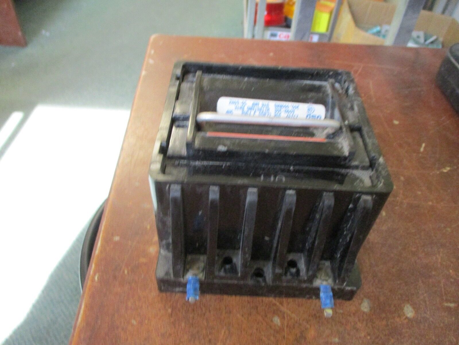 USD Pullout Switch w/ Fuses 15149 30 A 600 V J Fuses 2 Pole Used