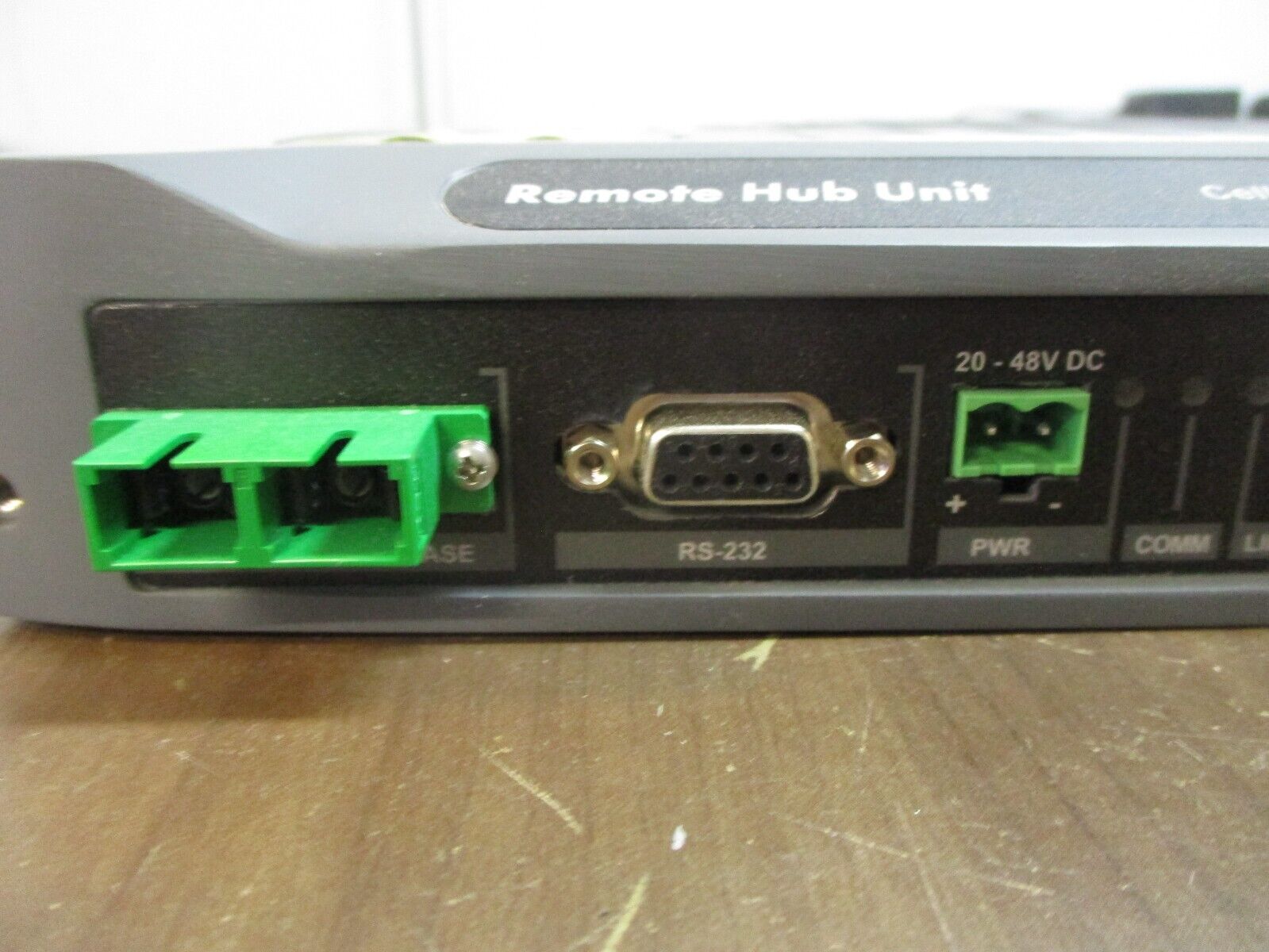 Mobileaccess Remote Hub Unit 1000-CELL-PCS4E-HL Rev. B00 20-48VDC 1.3A Used