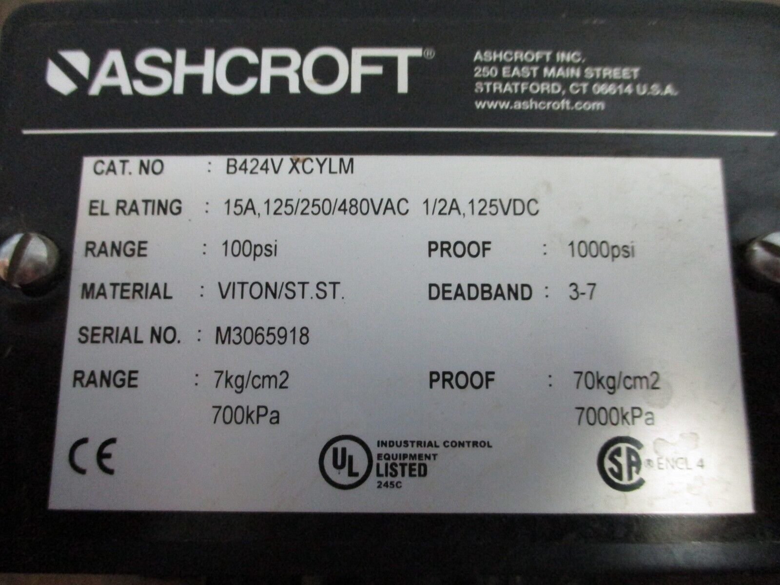 Ashcroft Pressure Switch B424V XCYLM Range: 100psi 15A 125/250/480VAC Used