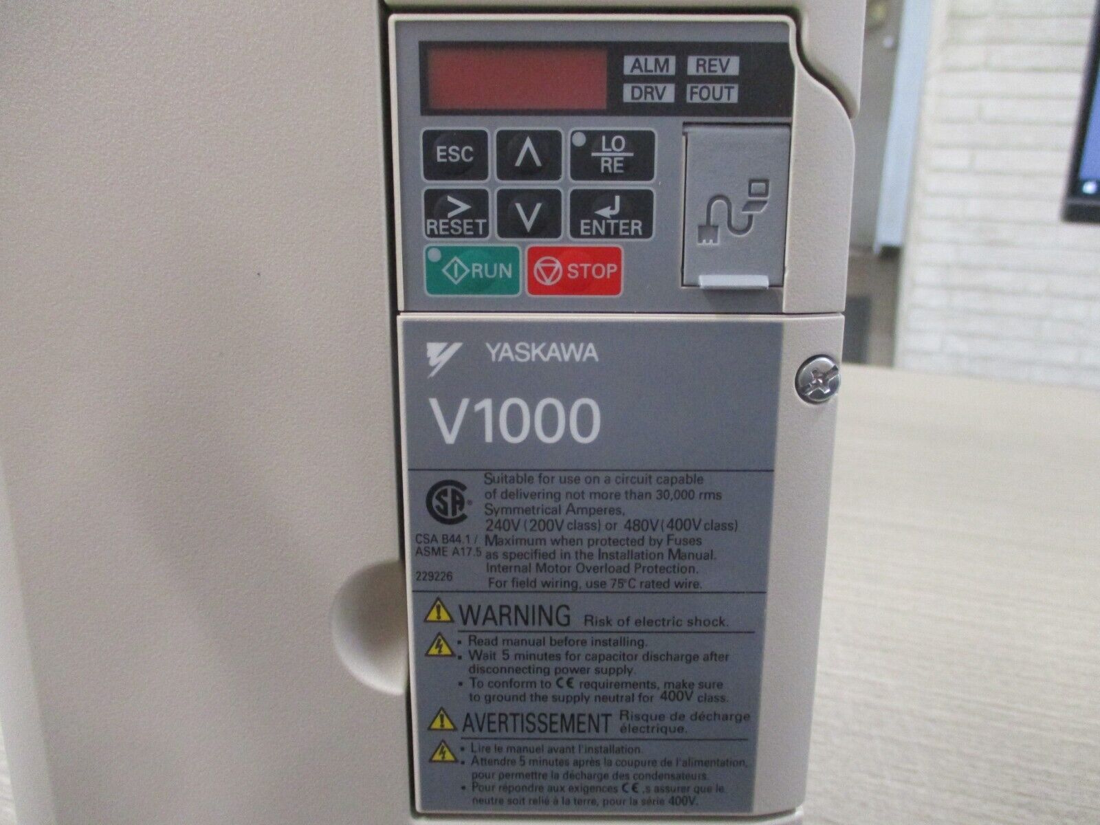 Yaskawa V1000 AC Drive CIMR-VU4A0023FAA Rev. D 10HP 380-480V New Surplus