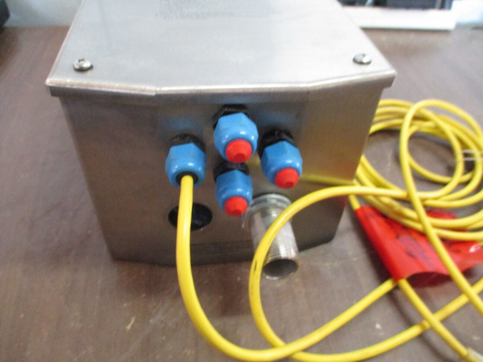 PepperL + Fuchs Purging System Control Unit Model 6000 Type X / Ex px Used