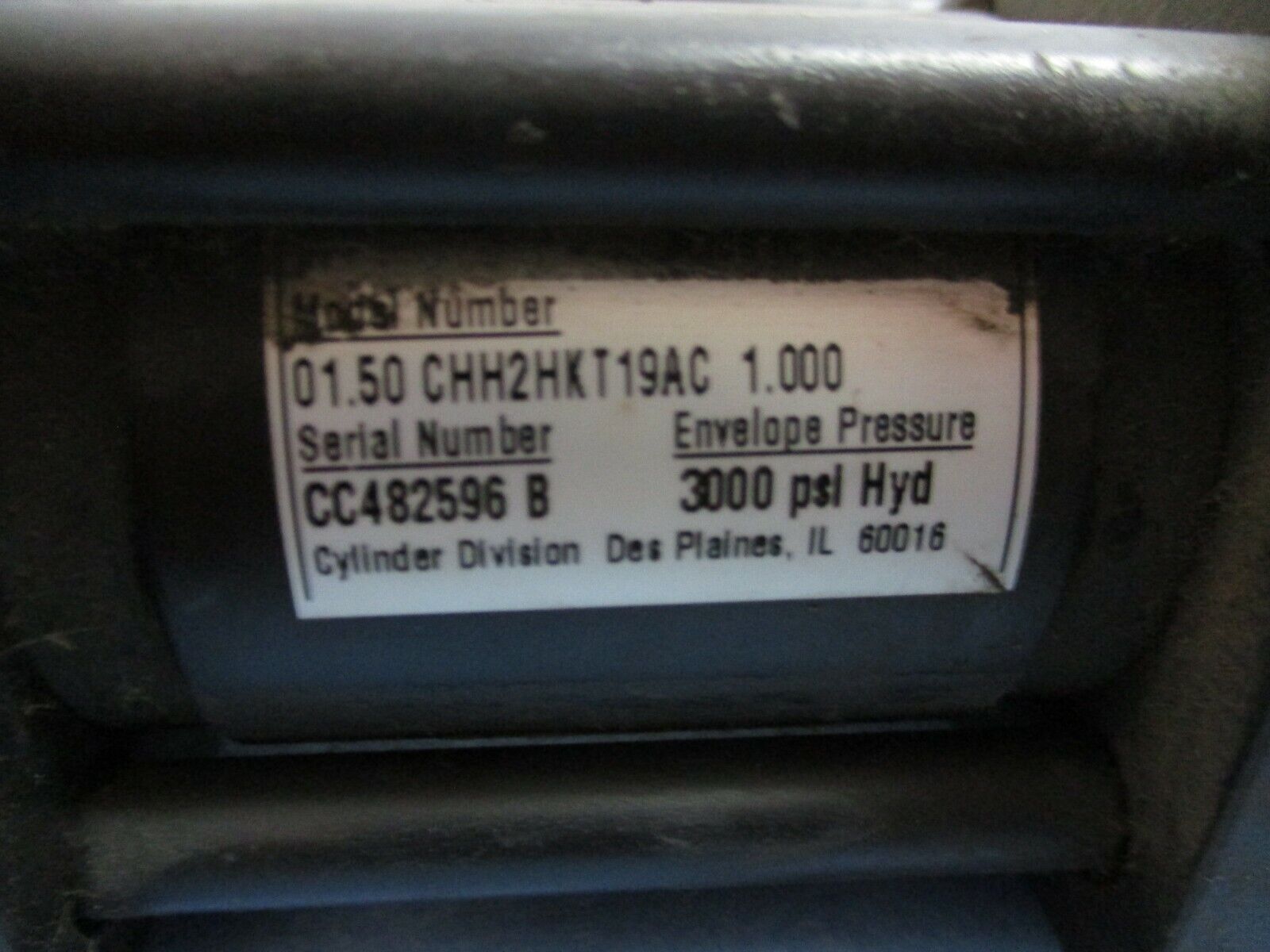 Parker Hydraulic Cylinder 01.50 CHH2HKT19AC 1.000 3000 PSI Used