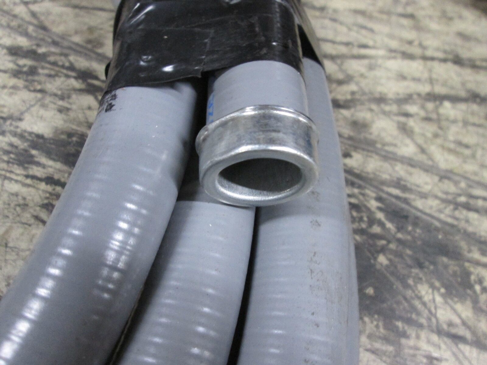 Elecri-Flex Liquid Tight Flexible Conduit 3/4" Approx 30 ft Used