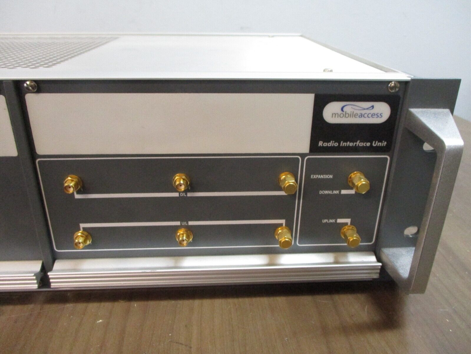 Mobileaccess Radio Interface Unit RIU-IM Rev. A03 20-48VDC 0.6A Used