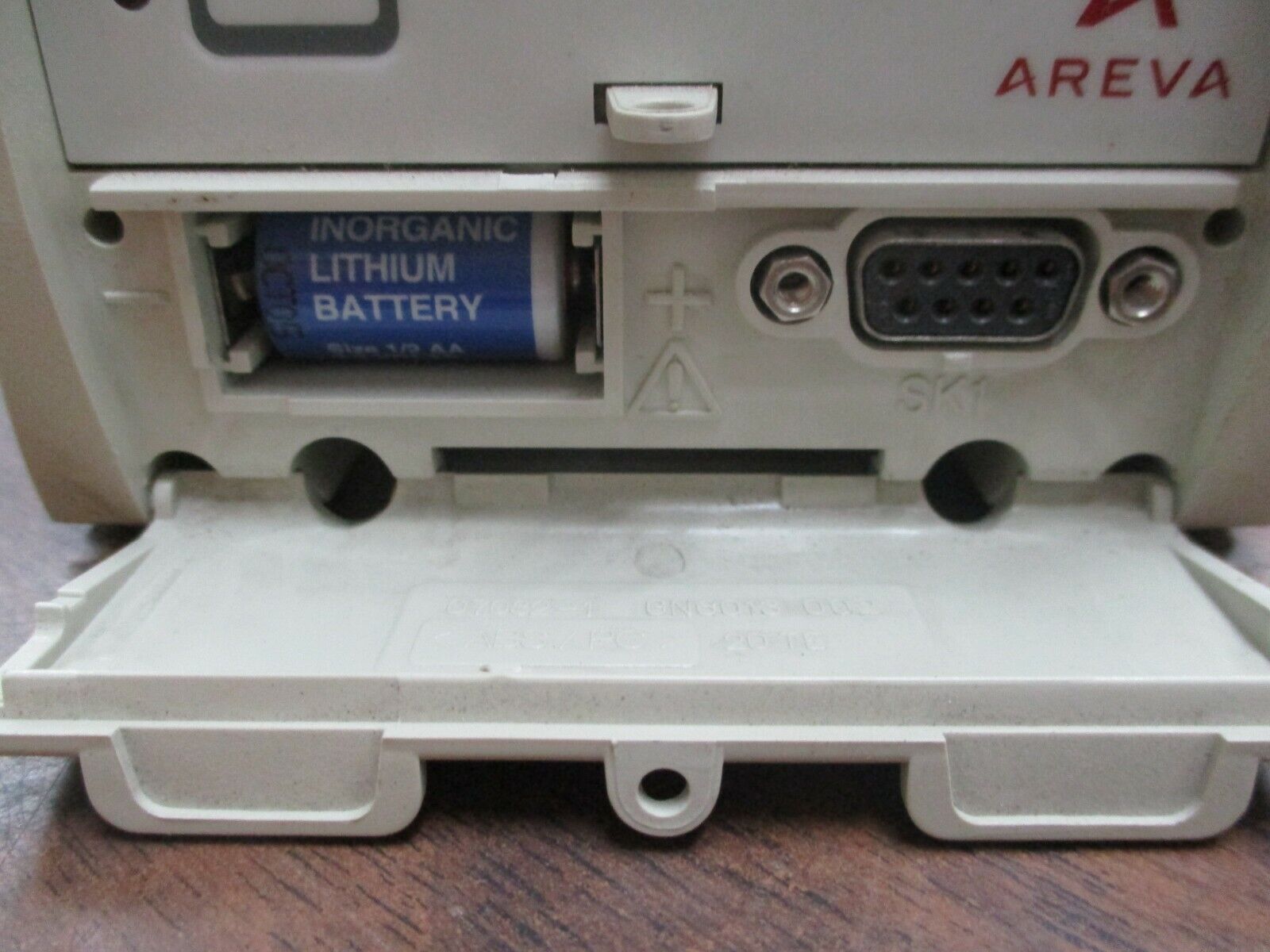 Areva MiCOM Protection Relay P921 0ASM111 Input: 57-130VAC *Chipped Cover* Used