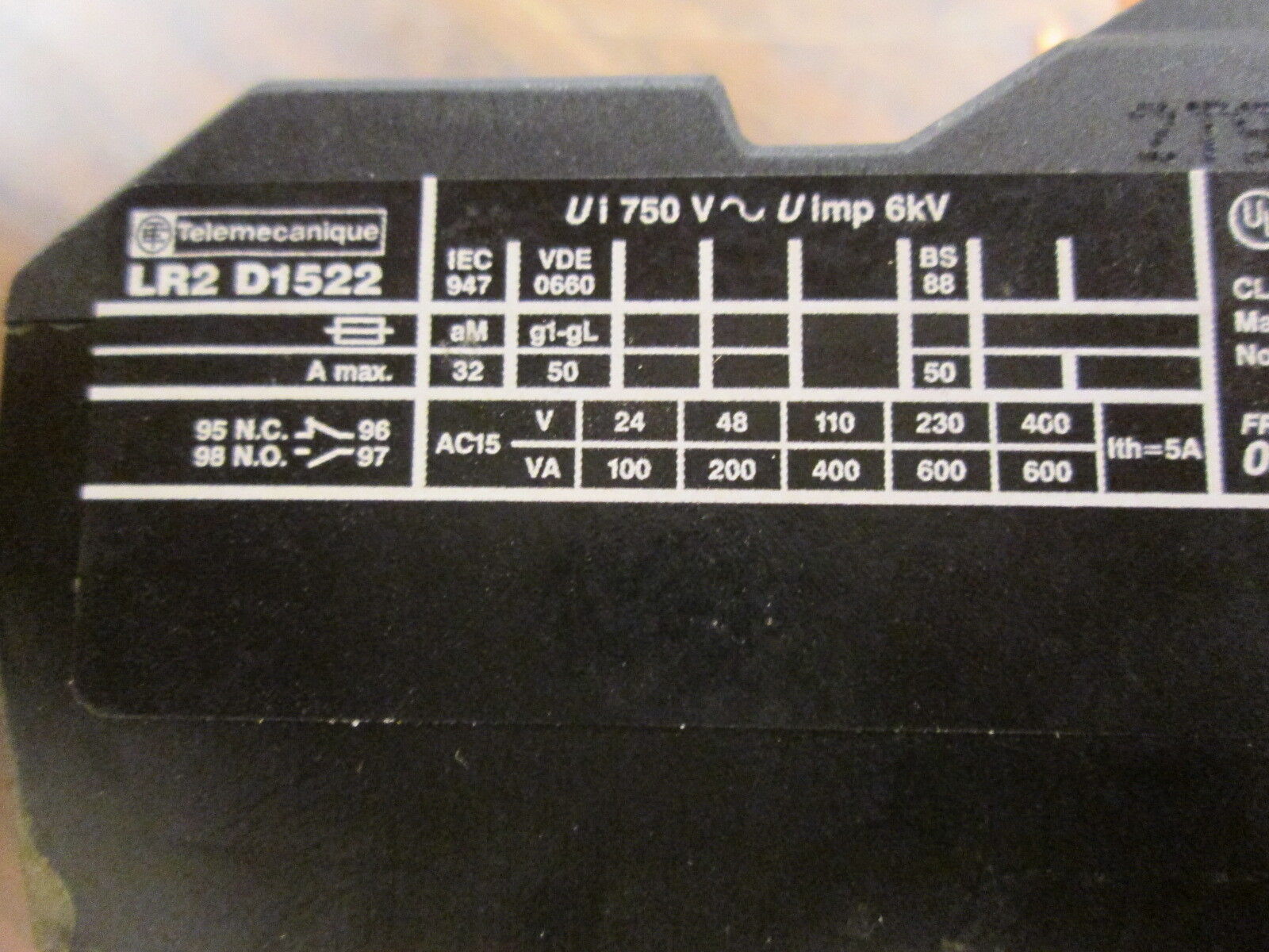 Telemecanique Solid State Overload LR2 D1522 Trip: 17-25A Used