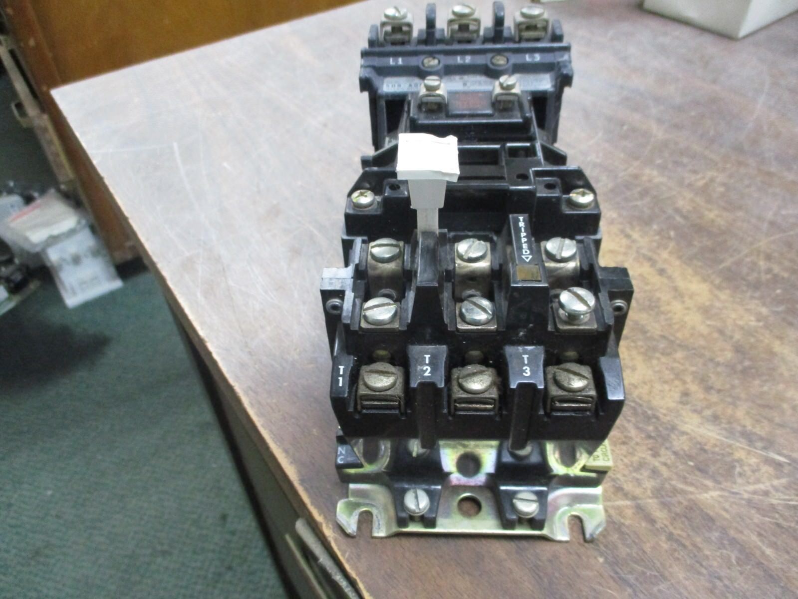 Allen-Bradley Starter 509-AOD 115-120V Coil Size 0 600V Used