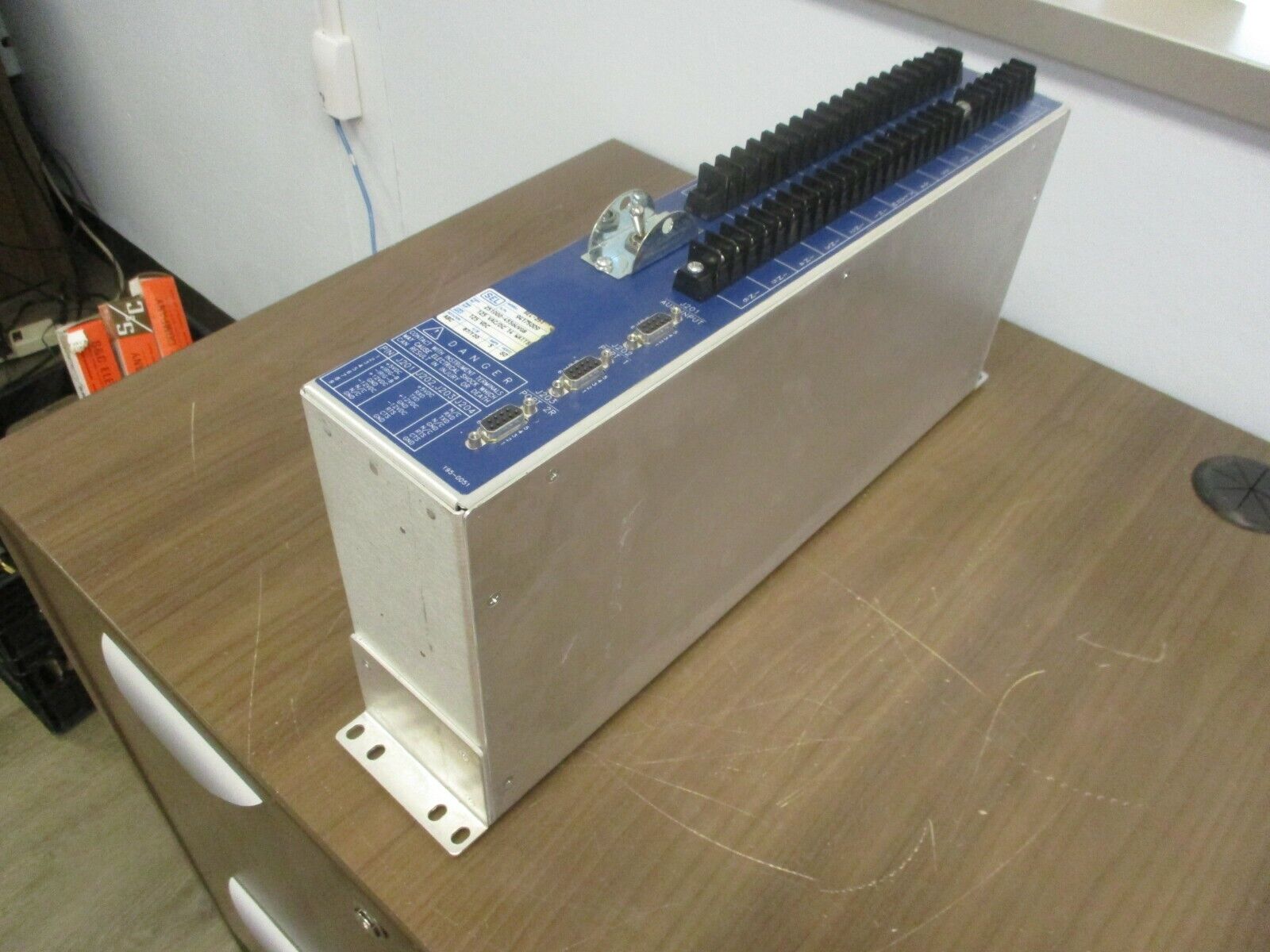 SEL Model SEL-251 Distribution Relay 251000-4556UVGB Power Supply:125VAC/DC Used
