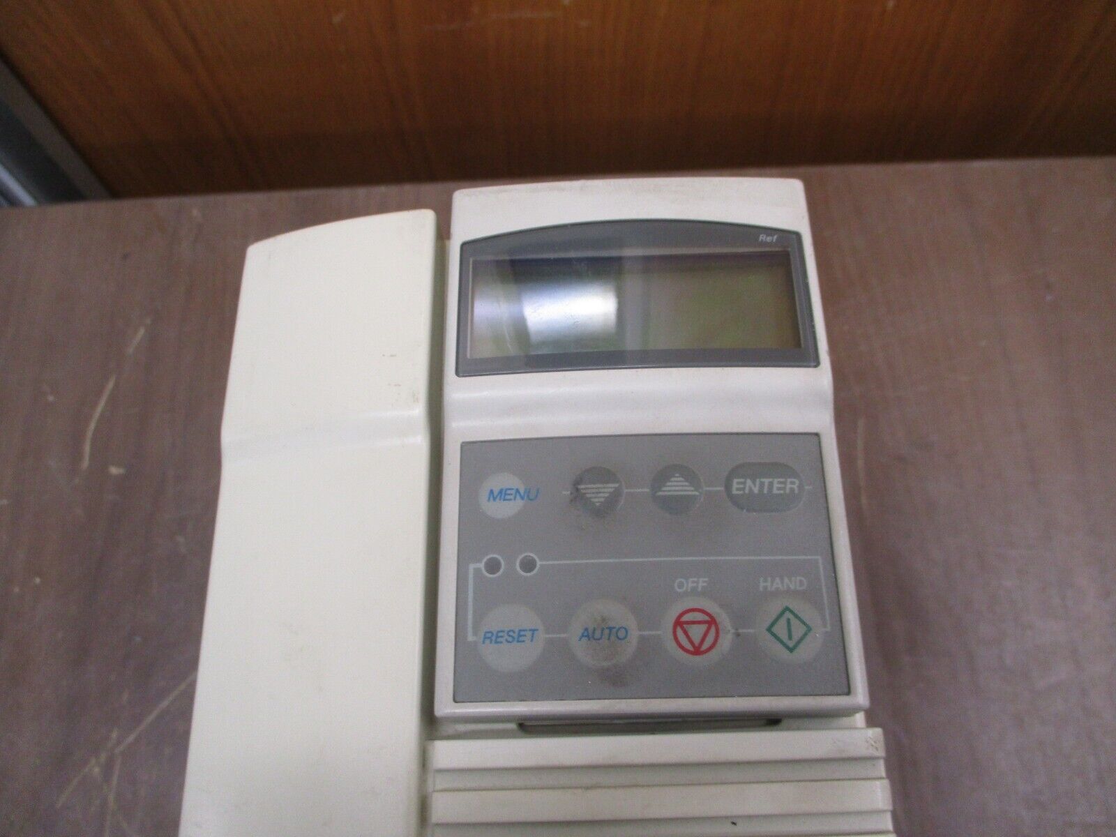 York AC Drive AYK401601132 15HP 3Ph w/ Keypad *Broken Cover & Keypad Mount* Used