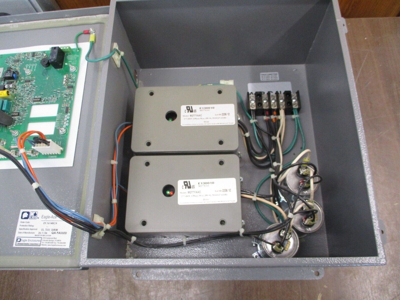 Liebert LM Series Surge Suppressor LM150277YANSE 277/480V 3Ph 4W+G 50/60Hz Used