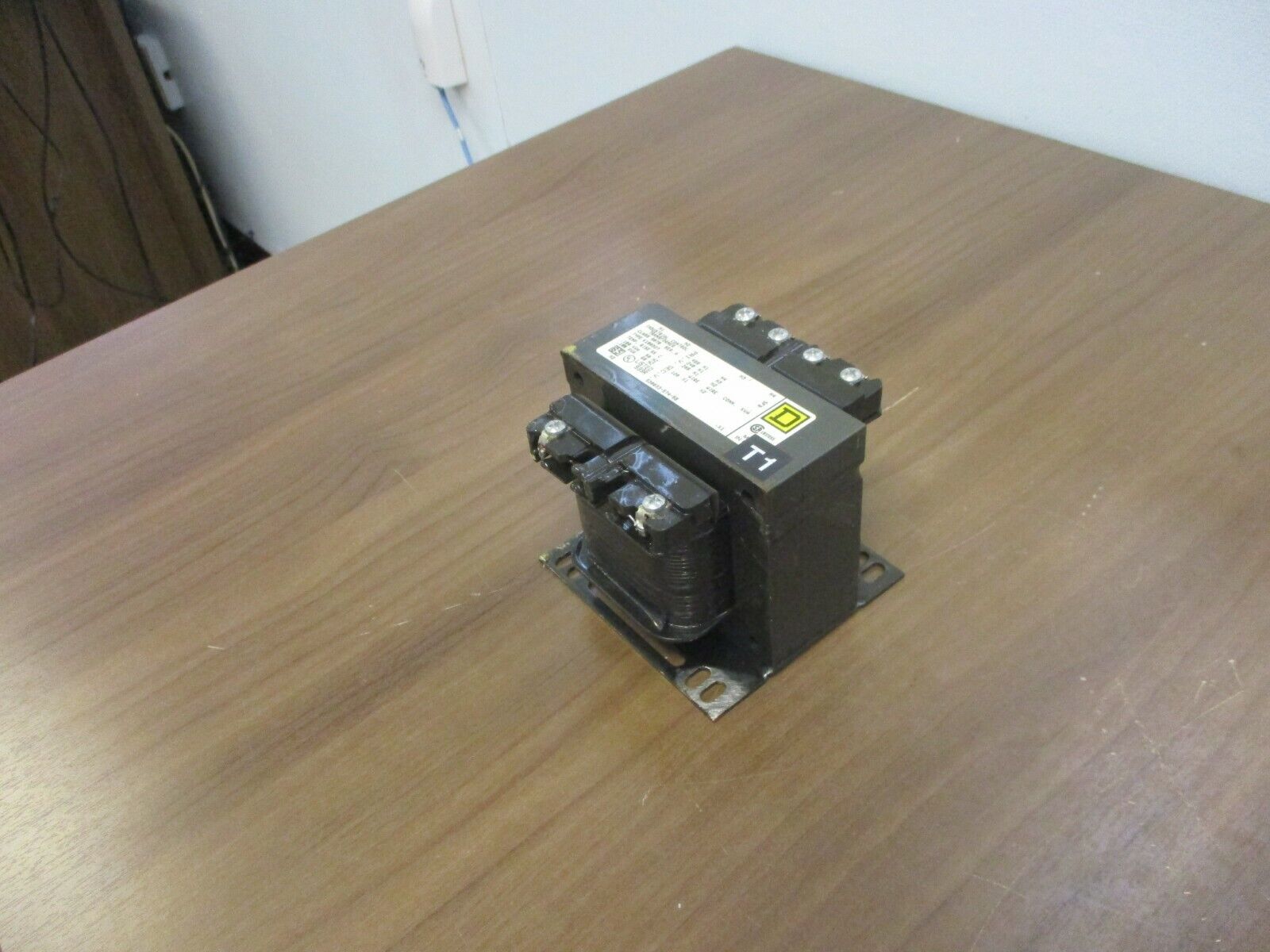 Square D Control Transformer 9070 K100D27 0.100kVA Pri: 208/240/480V Sec: 120V