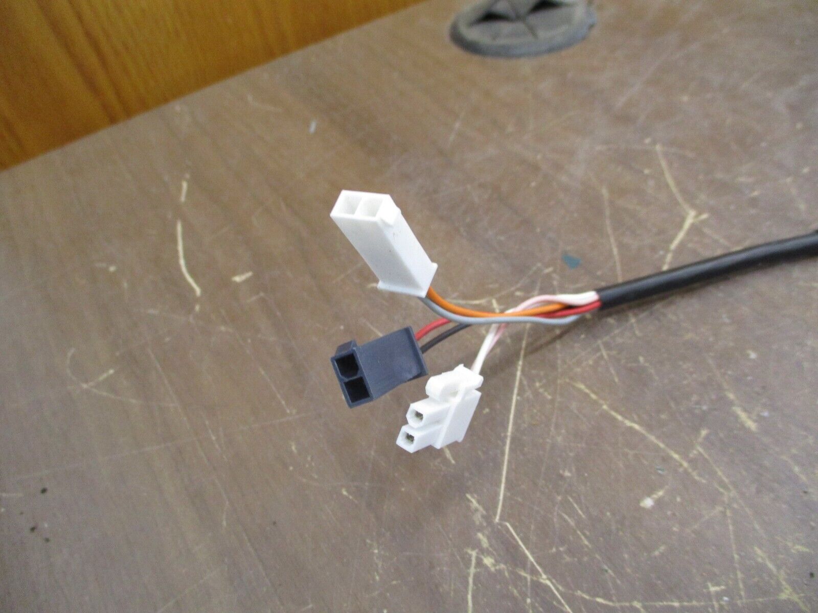 Trane Actuator X13610017040 180 in-lb 24V AC/DC Nema 2 *Missing Lug* Used