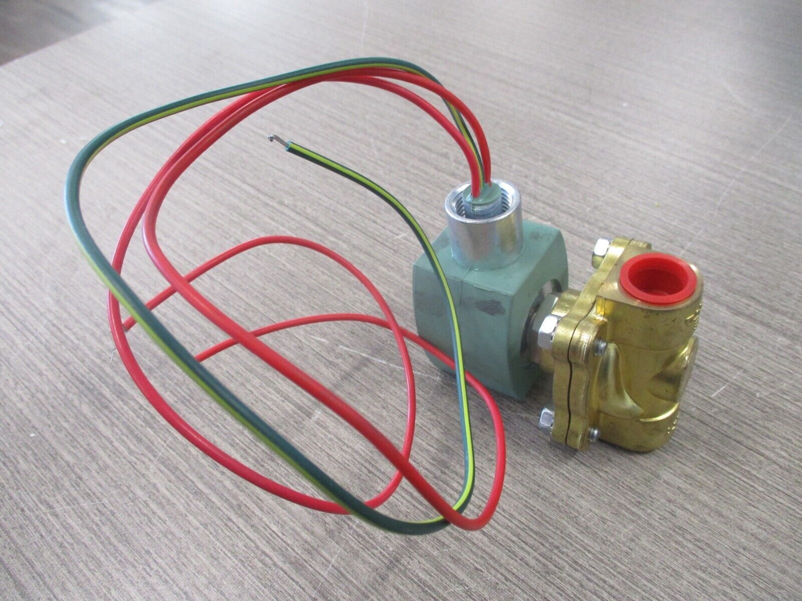 Asco Red Hat Solenoid Valve 8210G094 1/2" New Surplus