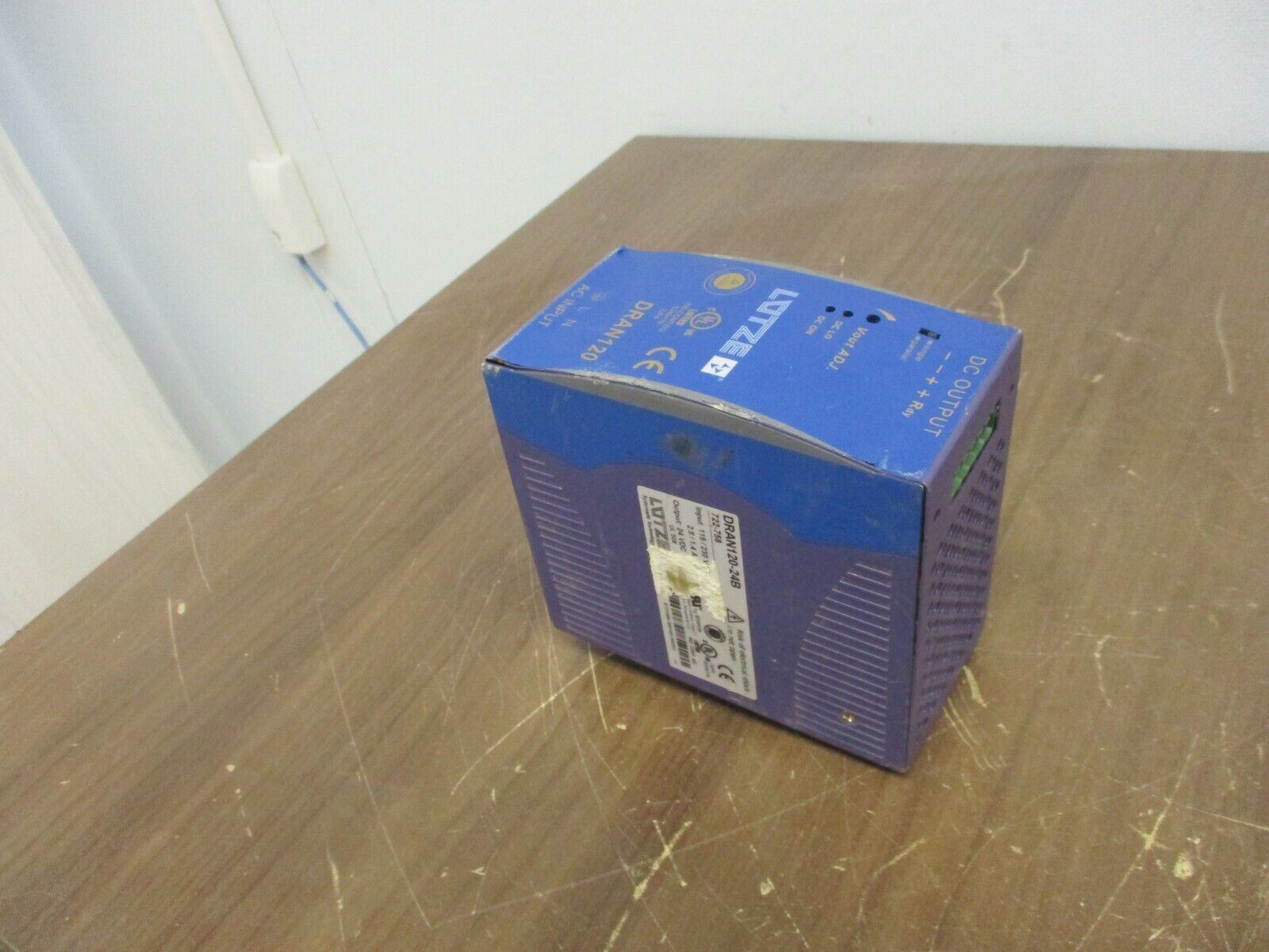 LÜTZE Power Supply DRAN120-24B Input: 115/230V, 2.8/1.4A Output: 24VDC Used