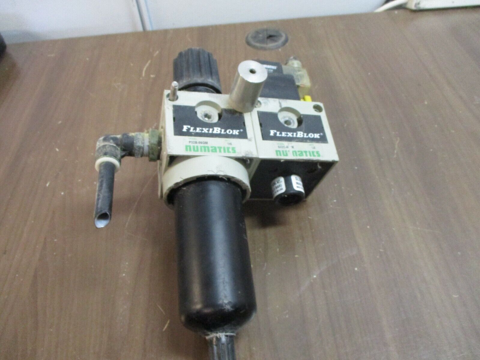 Numatics FlexiBlok Slow Start Valve/Filter/Regulator S32C-06BK / P32B-06GM Used