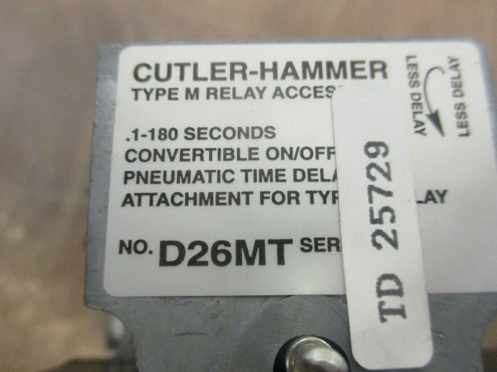 Cutler-Hammer Time Delay Relay D26MT Delay: 0.1-180sec 120V Coil Used