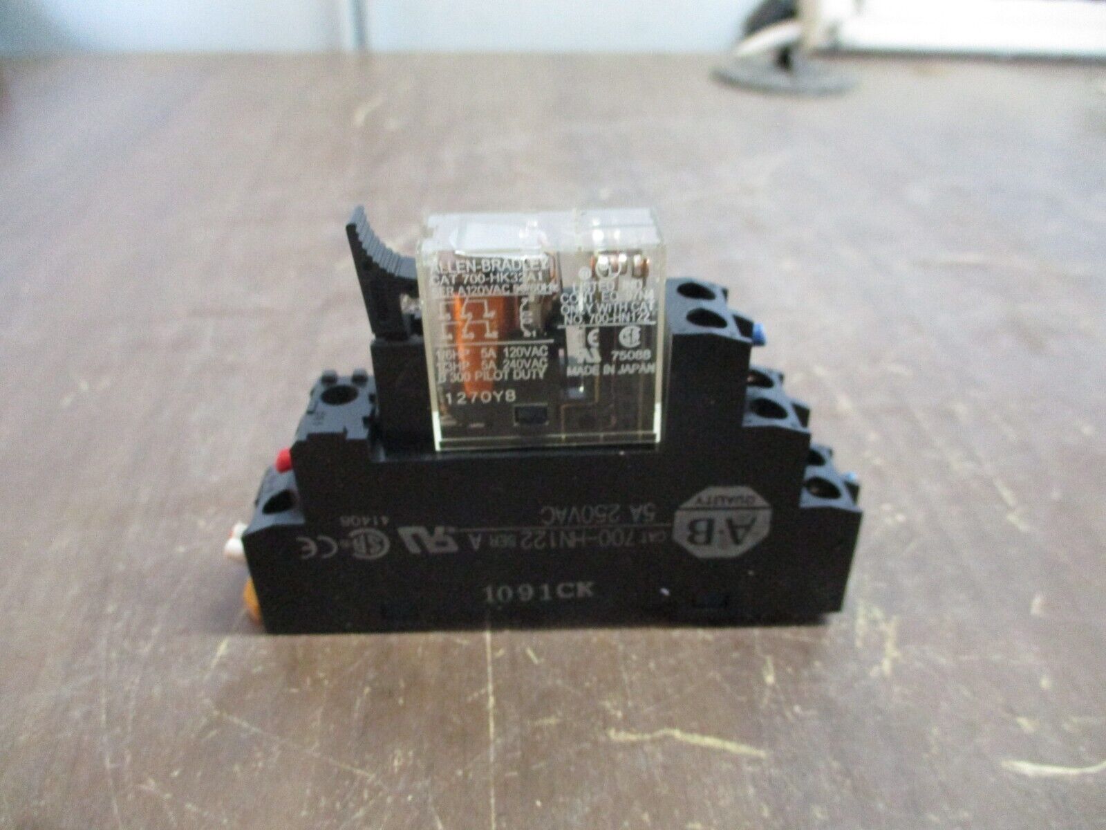 Allen-Bradley Relay 700-HK32A1 Ser. A 120V Coil w/ Base *Lot of 2* Used